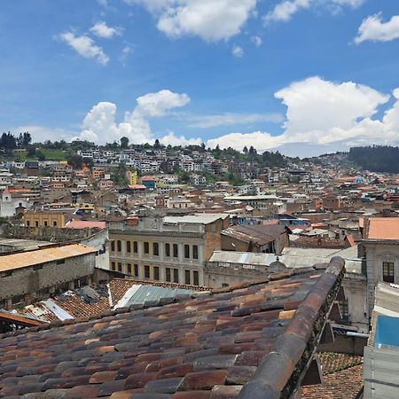 Хостел Casa Carpedm Кито Экстерьер фото